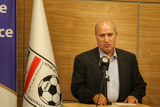 تاج باید در بخش داوران و ناظران داوری تجدیدنظر جدی کنیم در صورت تخلف، AFC کل فوتبال را محروم میکند