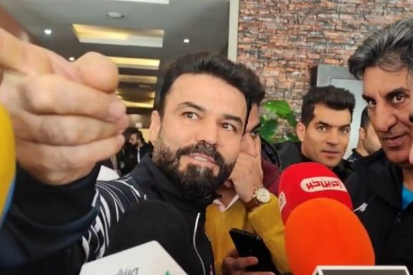 توضیح کمک داور بازی مس و سپاهان؛ وسط بازی قهر نکردم