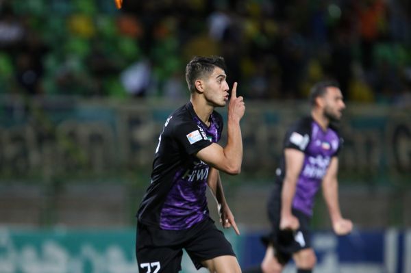  هت‌تریک تعویضی هوادار در فولادشهر