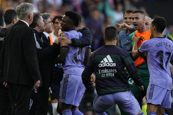  کورتوا درباره بازی جنجالی با والنسیا  حاضر بودم زمین را ترک کنم