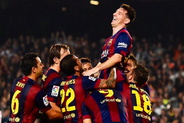  بارسلونا و دعوت کردن از مسی برای مراسم خداحافظی دو کاپیتانش