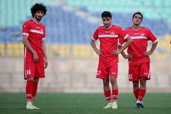 بازگشت احتمالی مدافع پرسپولیس به لیگ یک