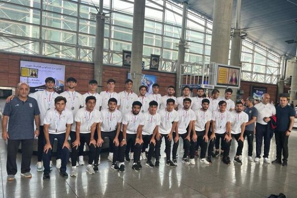 بازگشت کاروان زیر ۲۰ سال ایران پس از دومی در تورنمنت کافا