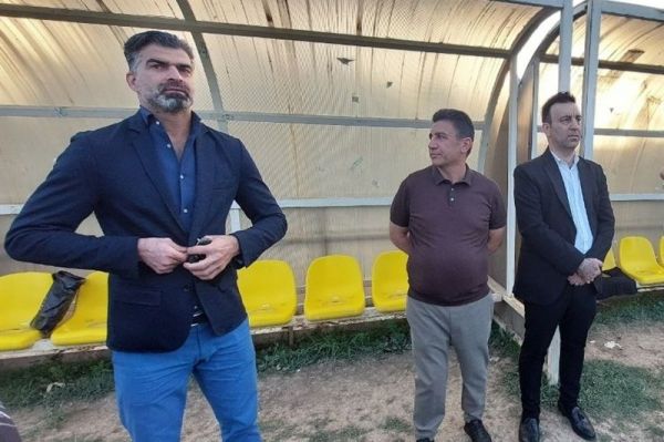 قلعهنویی عنایتی میتواند به موفقیت خوبی دست پیدا کند برای مربی ایتالیایی بلیت گرفته شده است