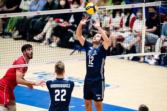 پاسور تیم ملی لهستان به تیممان انرژی تزریق کردیم و به بازی برگشتیم