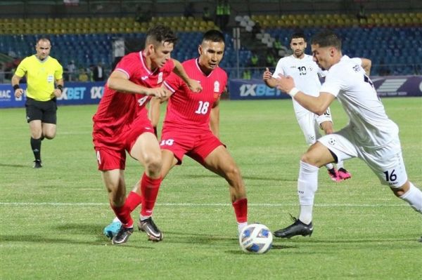  در جدال همگروه‌های ایران؛‌ سرمربی افغانستان تیمش را بیرون کشید