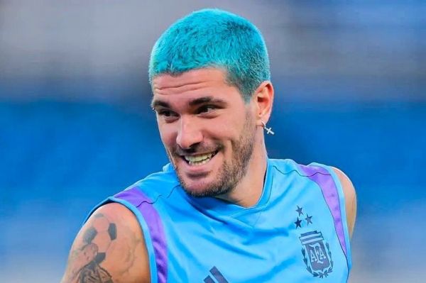  عکس؛ مدل موی جدید بازیکنی که به  بادیگارد مسی  مشهور است