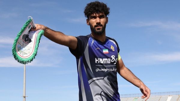  علیرغم پیشنهاد سپاهان  مدافع پیکان منتظر پیشنهاد پرسپولیس است