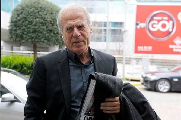  پیغام سرمربی سابق پرسپولیس برای نکونام؛ برایت برنامه دارم