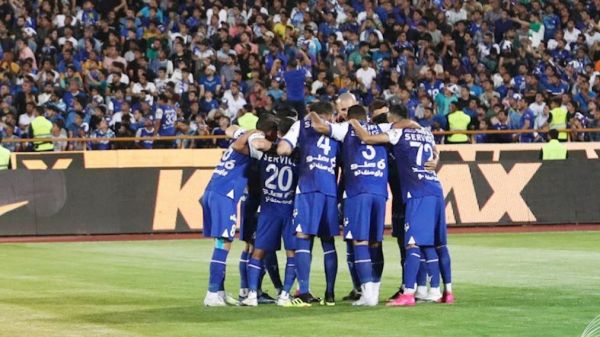 سوژه روز افشای بندهای عجیب قرارداد یک بازیکن استقلال