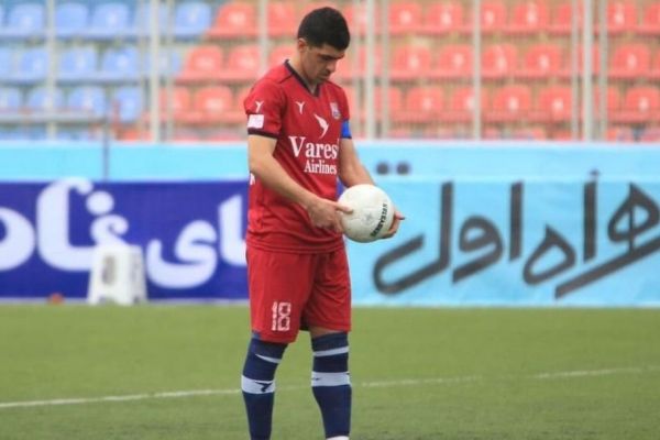 خداحافظی گلزنترین مدافع لیگ برتر از فوتبال؛ سلام شیری به کادر فنی تیم محبوب