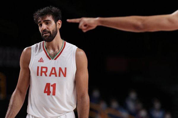 کاظمی از تمرینات تیم لذت میبرم دمیر می تواند ارتباط خوبی با بازیکنان برقرار کند