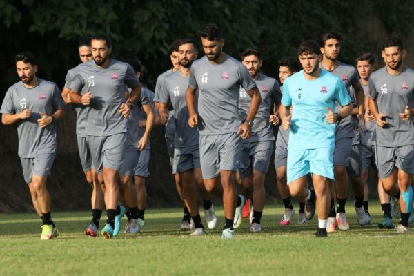 حال و هوای خاص در تمرین نساجی پیش درآمدی برای ادامه حضور زنان در ورزشگاه