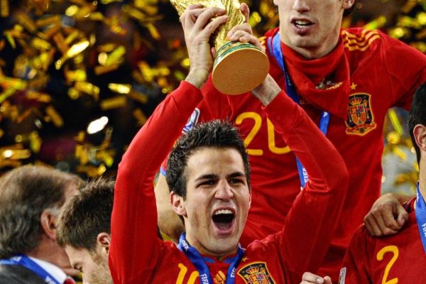  خداحافظی ستاره سابق بارسلونا، آرسنال و چلسی از دنیای فوتبال