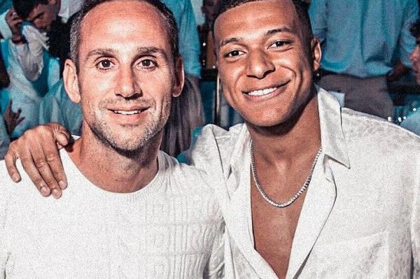 عکس؛ امباپه در مهمانی مجلل سفیدپوشان با حضور سلبریتیها