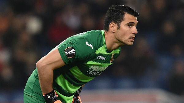  رونمایی از جدیدترین گزینه جانشینی حسینی  گلر سابق ویارئال به ایران می‌آید