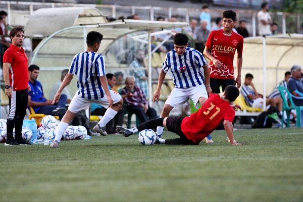 سرپرست تیم ملی نونهالان اشکالی ندارد در مسابقه تدارکاتی با پیراهن تمرینی بازی کنیم