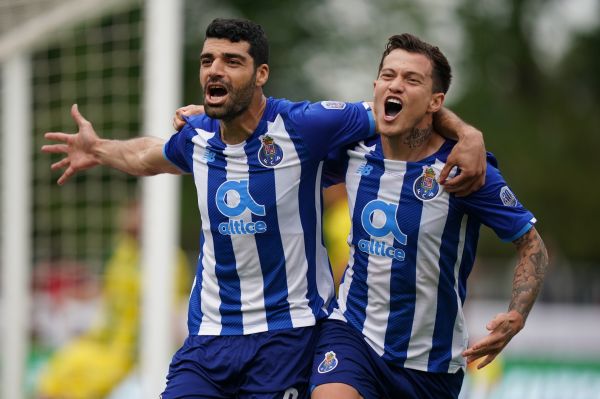  همبازی طارمی در راه عربستان