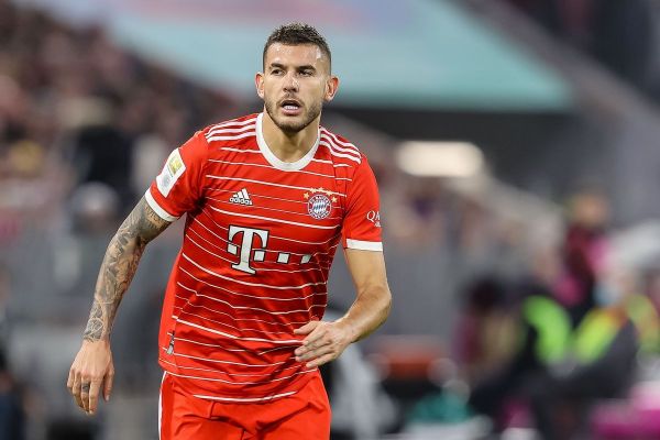  حمله اسطوره بایرن مونیخ به ستاره جدید پی‌اس‌جی