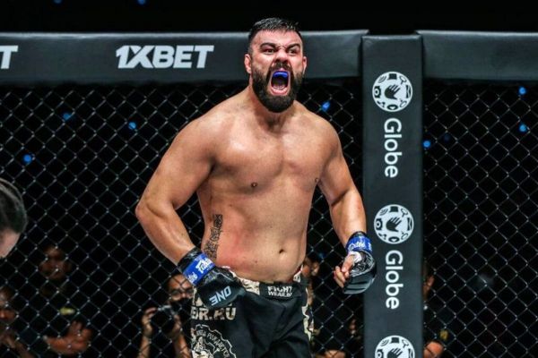 جایزه 50 هزار دلاری برای علیاکبری