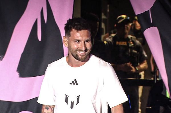 صحبتهای مسی در مراسم معارفهاش در اینترمیامی