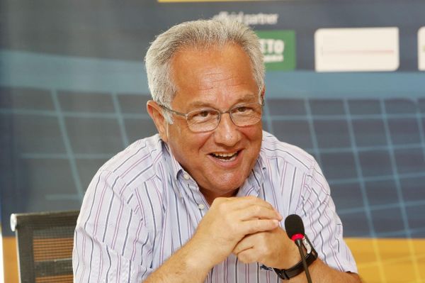 ولاسکو استفاده از مربیان خارجی برای پیشرفت یک کشور روندی طبیعی است