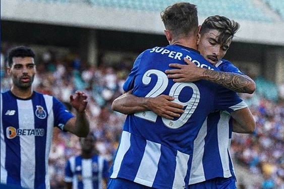  پیروزی پورتو در بازی دوستانه با درخشش طارمی