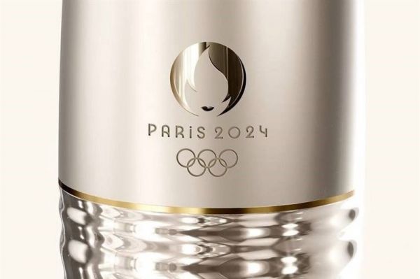 رونمایی از مشعل المپیک و پارالمپیک ۲۰۲۴ عکس