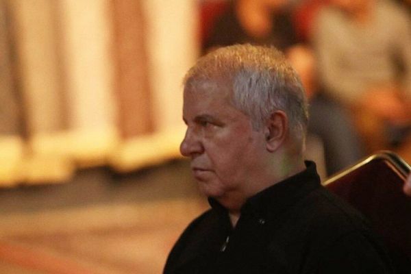 علی پروین در هیات عزاداری امام حسین عکس