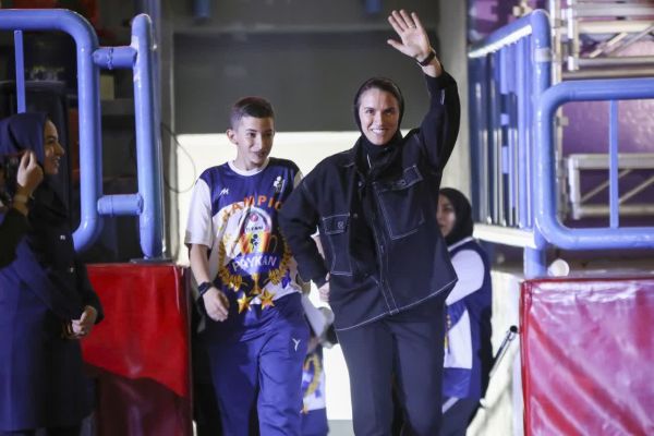  خداحافظى تلگرامى اردلان با پيكانى ها