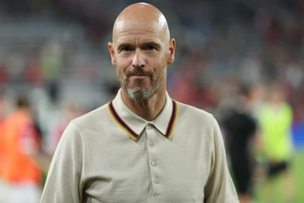  دفاع تن هاخ از هزینه‌های نقل و انتقالاتی تیمش  فقط ما نیستیم