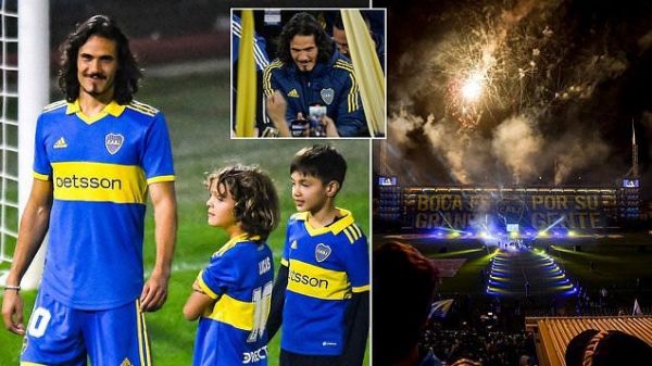 عکس؛ مراسم معارفه کاوانی در تیم آرژانتینی