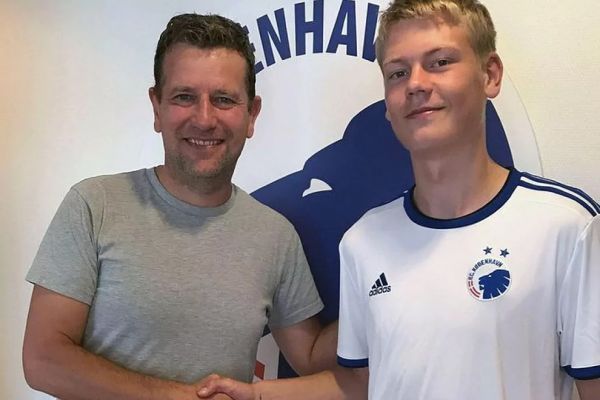 مهاجمی که هتتریک کرد و پدرش را از لیگ قهرمانان اروپا حذف کرد