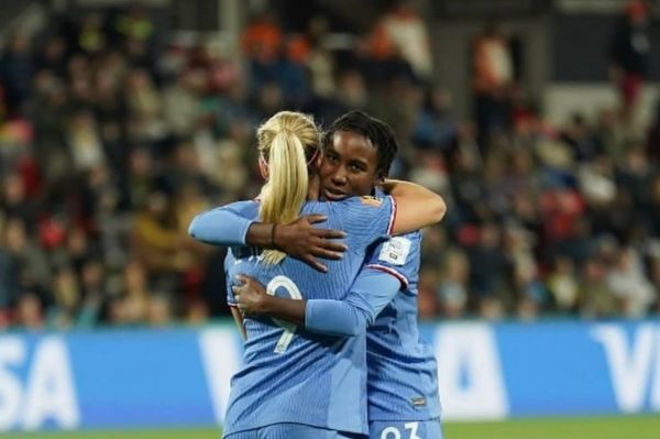 فرانسه براى رقبا خط و نشان كشيد مراكش تحقير شد