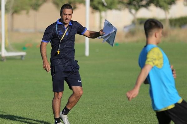  امیدیان  پرسپولیس یک موقعیت گل داشت که مشکوک به آفساید بود