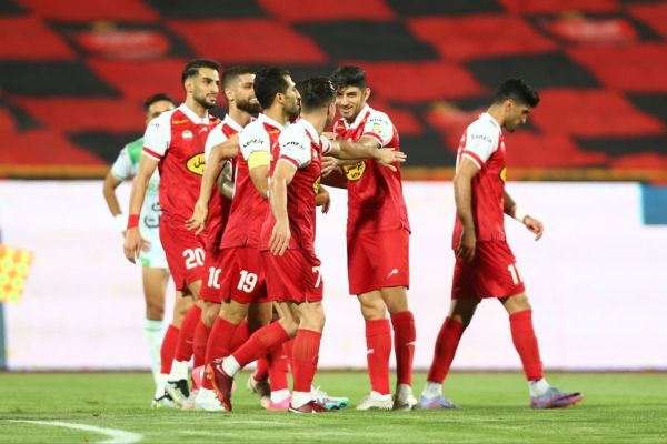 پرسپولیسیها با شارژ مالی راهی تبریز میشوند