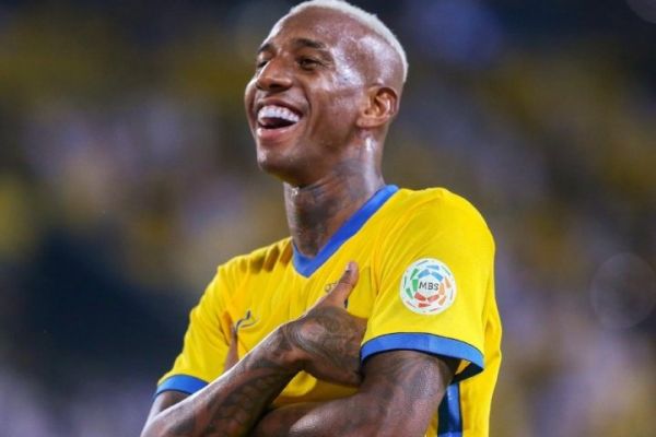 همتیمی رونالدو، گزینه جدید بارسلونا در خط حمله