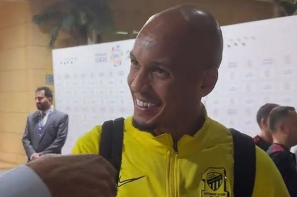  رولکس هدیه گرفتن فابینیو از طرفدار الاتحاد