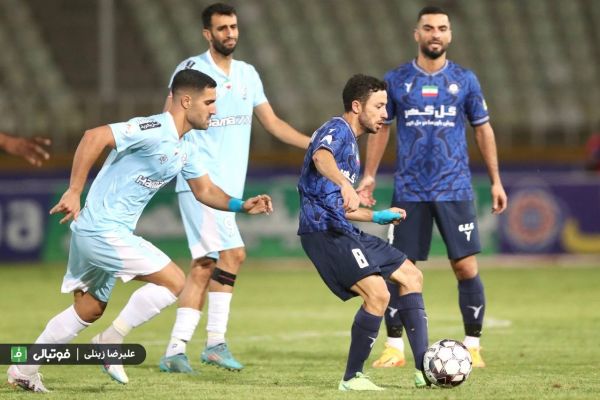  گزارش تصویری اختصاصی  مصاف دو تیم پیکان و گل‌گهر سیرجان