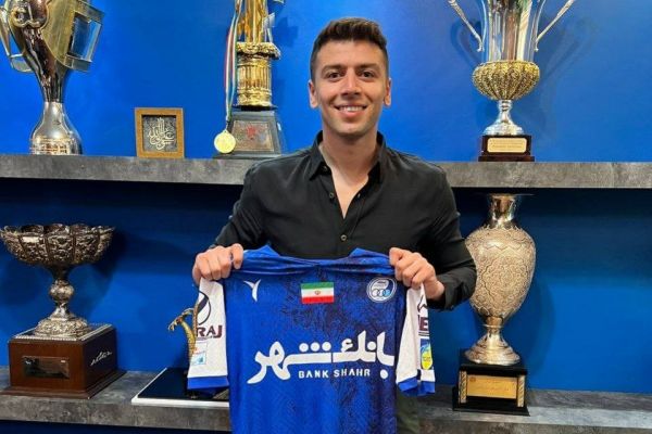  سعید مهری قرارداد جدید خود با استقلال را امضا کرد