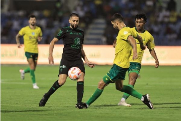  لیگ حرفه ای عربستان  الاهلی عربستان ۶ امتیازی شد