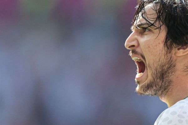 زنیت آماده پرداخت دستمزد ۳ میلیون یورویی به آزمون