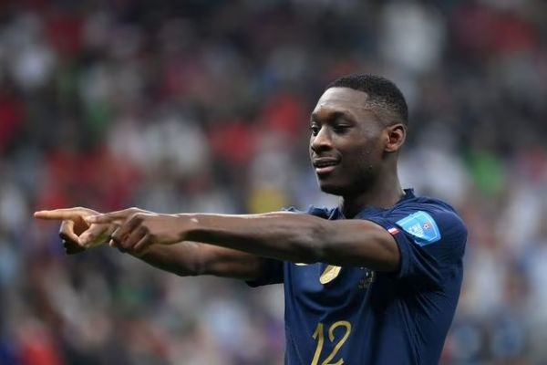 توافق پیاسجی با مهاجم تیم ملی فرانسه