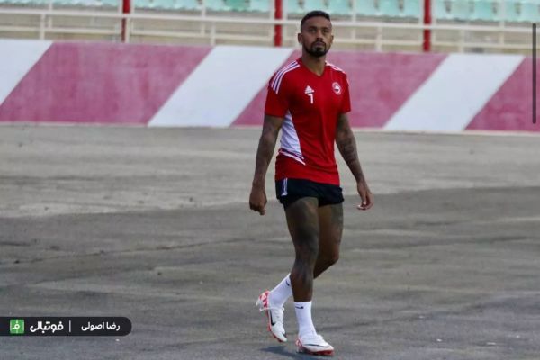 گلزن قهار برزیلی تشنه فتح دروازه پورحمیدی