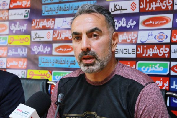  فکری  می‌خواهیم بیشترین امتیاز را بگیریم  در بازی هفته گذشته داوران حتی هدست هم نداشتند