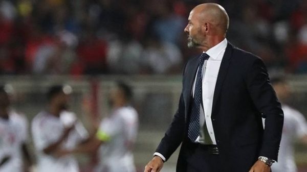  خمز  دلیل باخت‌های تراکتور هدیه دادن به حریفان است اما هواداران صبور باشند