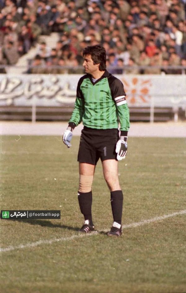  نوستالژی  ناصر حجازی کاپیتان و دروازه‌بان افسانه‌ای استقلال در سال ۱۳۶۴