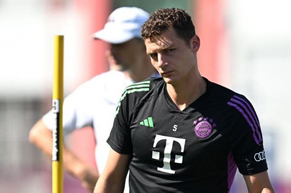  بایرن به دنبال جانشین پاوارد