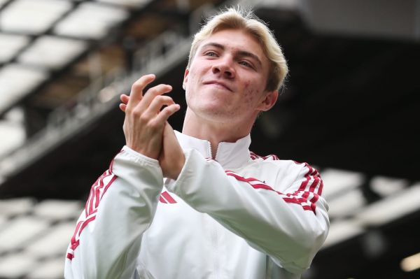  زمان اولین بازی خرید جدید منچستر یونایتد از زبان تن هاخ