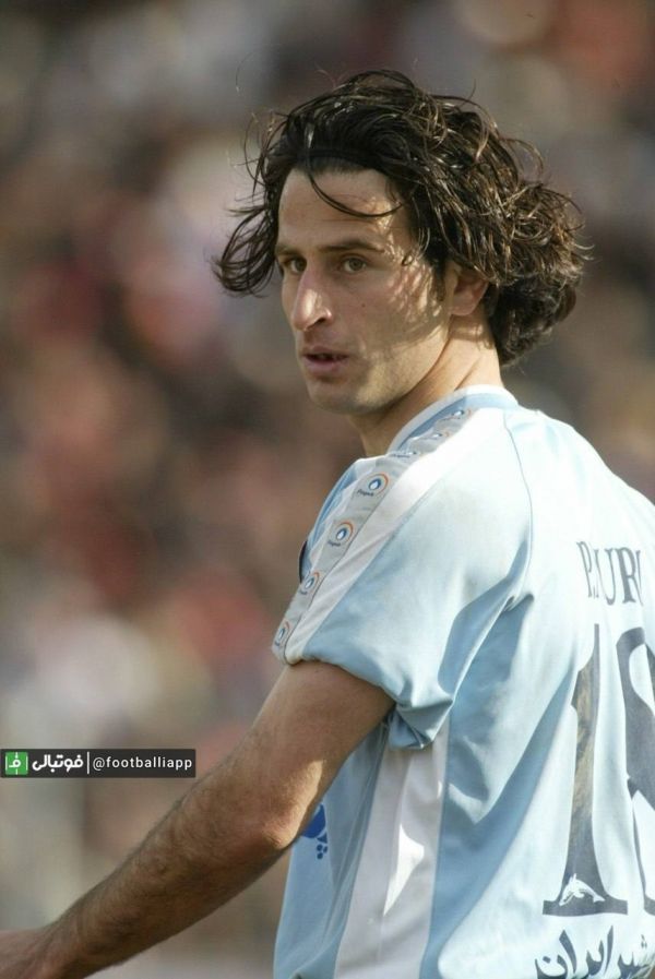  نوستالژی فوتبالی  پژمان نوری هافبک جنگنده پگاه گیلان در فصل ۸۳-۸۲